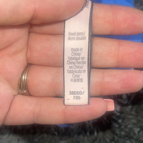 Victoria Secret Lined Demi Bra 38DDD - Picture 3 of 3